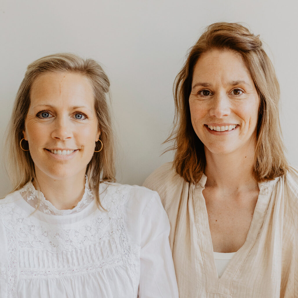 Kinderslaapcoaches uitgerust de dag in